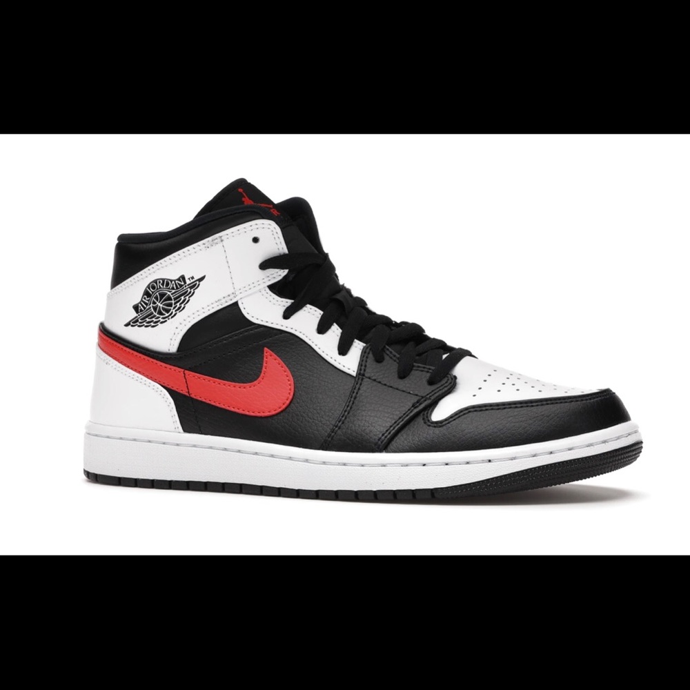 Jordan 1 Mid Black Chile Red White size 7W